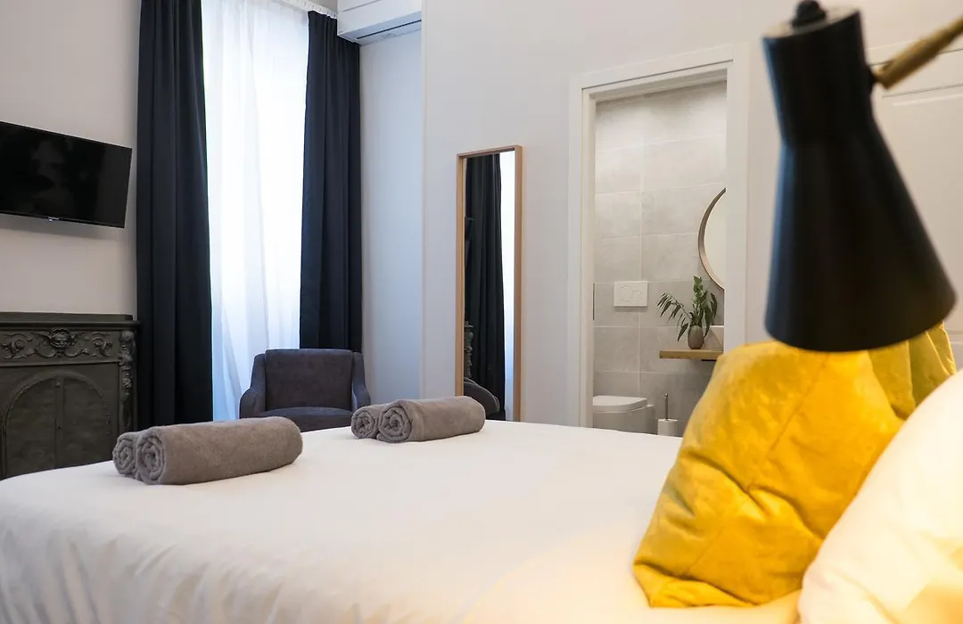 The Gallery 42 Guest House-1